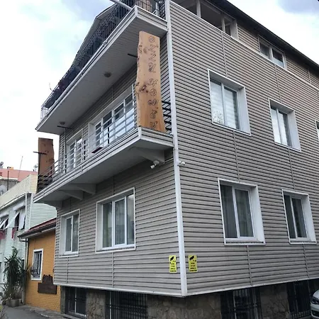 Ozzy Homes Kaleici Muhtesem 2+1 Tarihi Ev Апарт-отель 3*